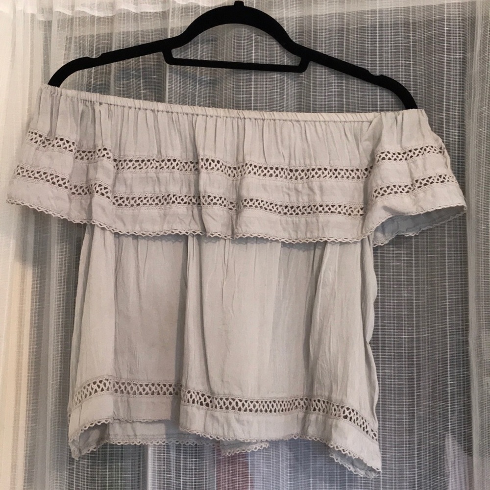 Aritzia Wilfred shirt